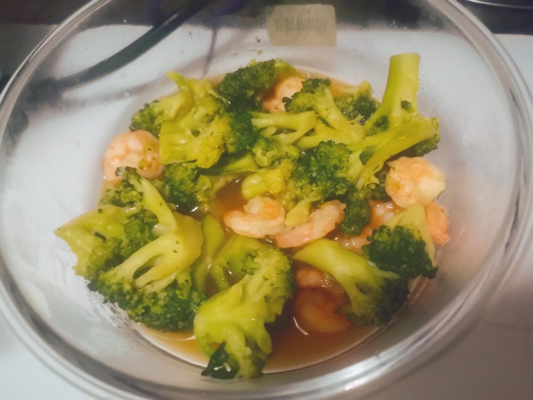 西兰花虾仁菌菇汤