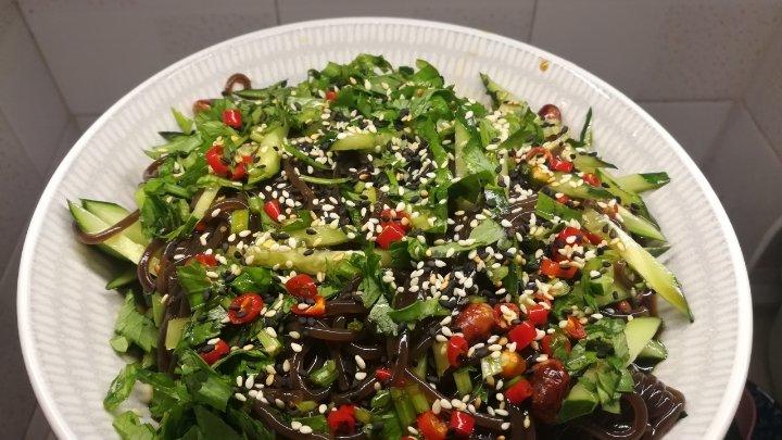 酸辣蕨根粉！