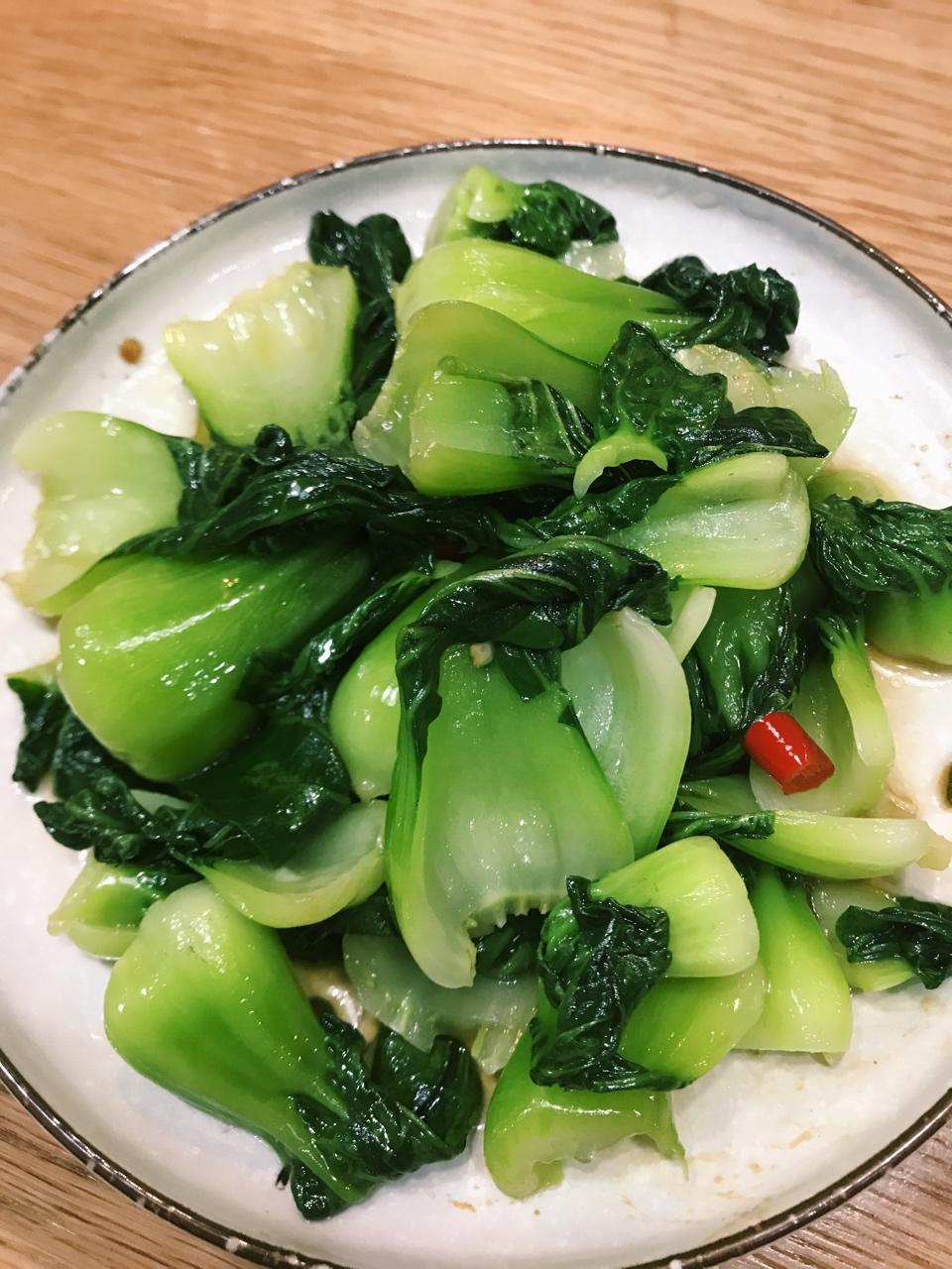 林照暖做的素炒小油菜