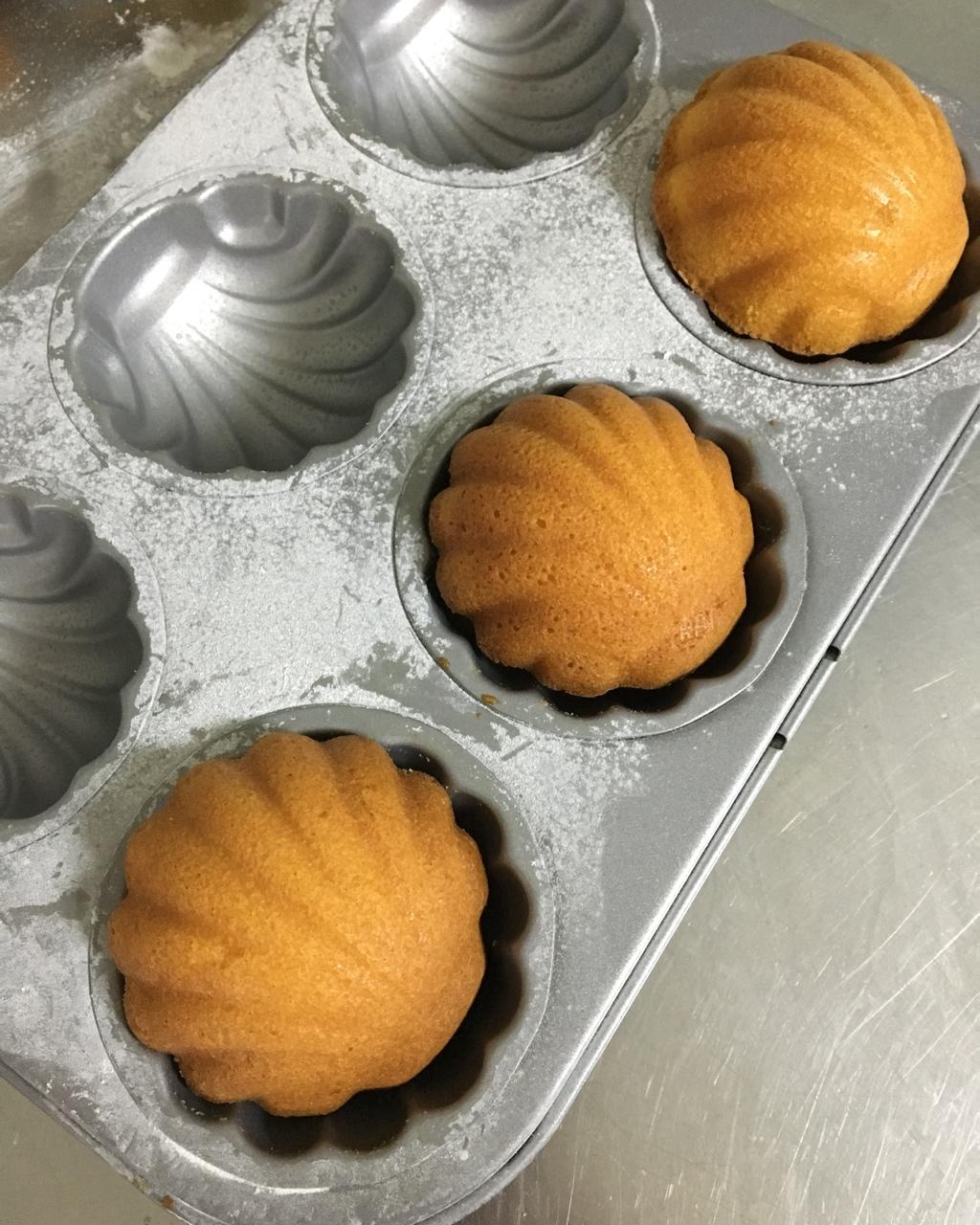 柠檬白巧克力玛德琳