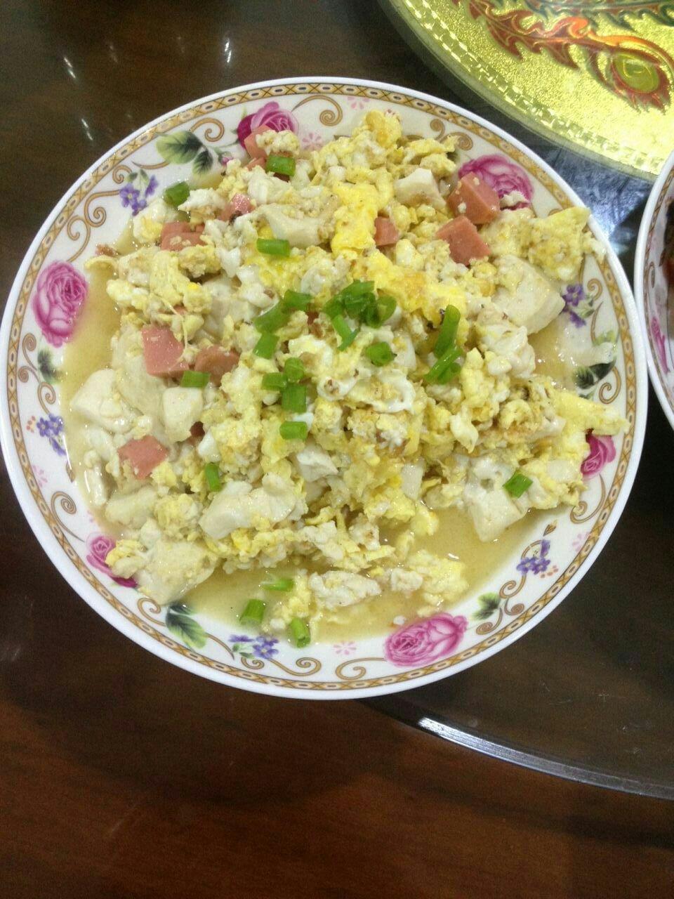 蛋包豆腐丁