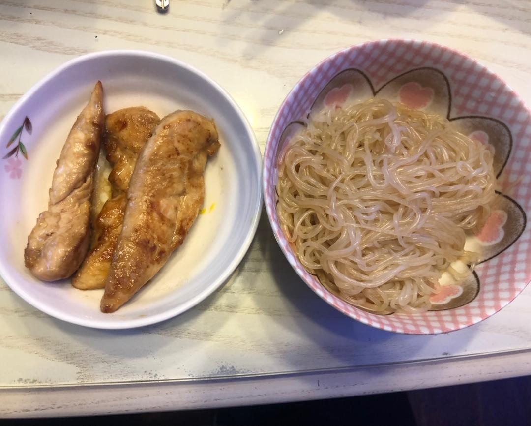 凉拌魔芋丝