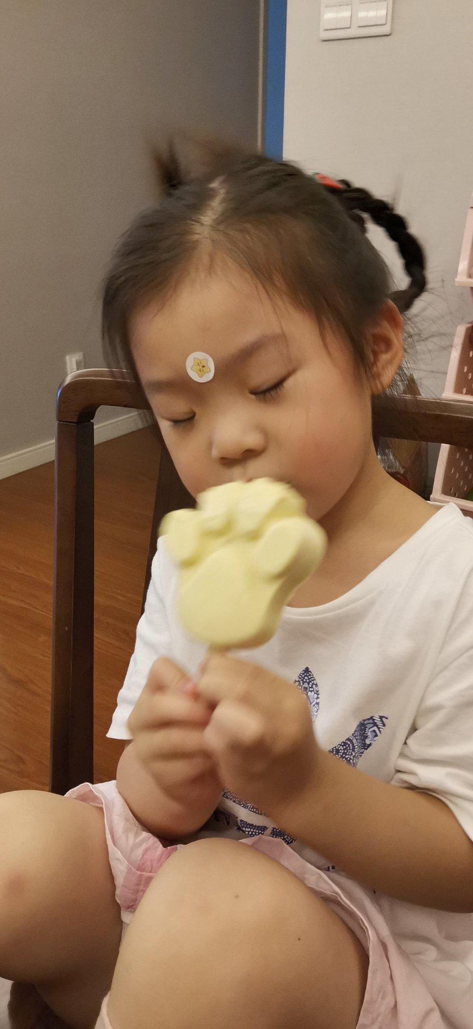 免翻拌～无需蛋黄的芒果酸奶冰激凌