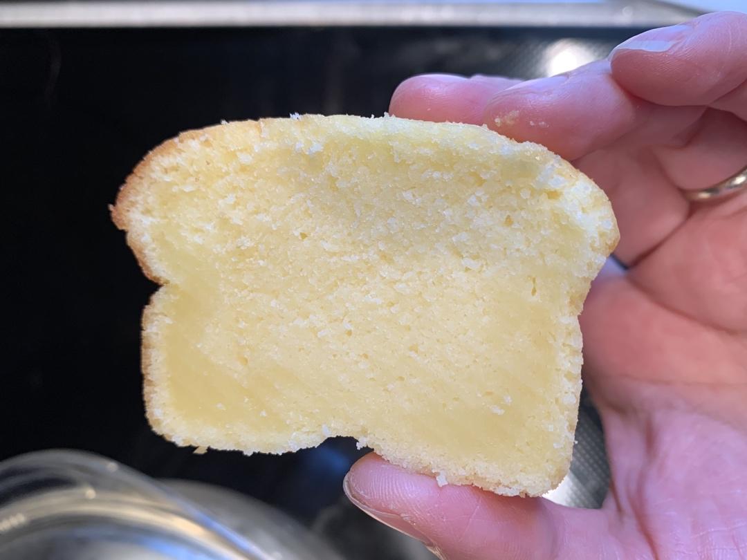 想要热量更低，做起来简单到不行的樱桃蛋糕？