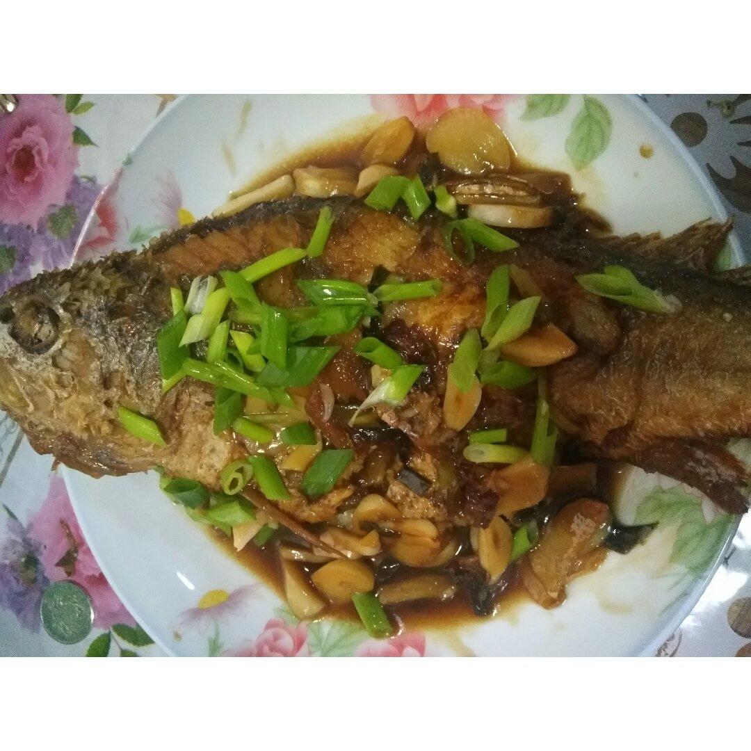 红烧大黄鱼