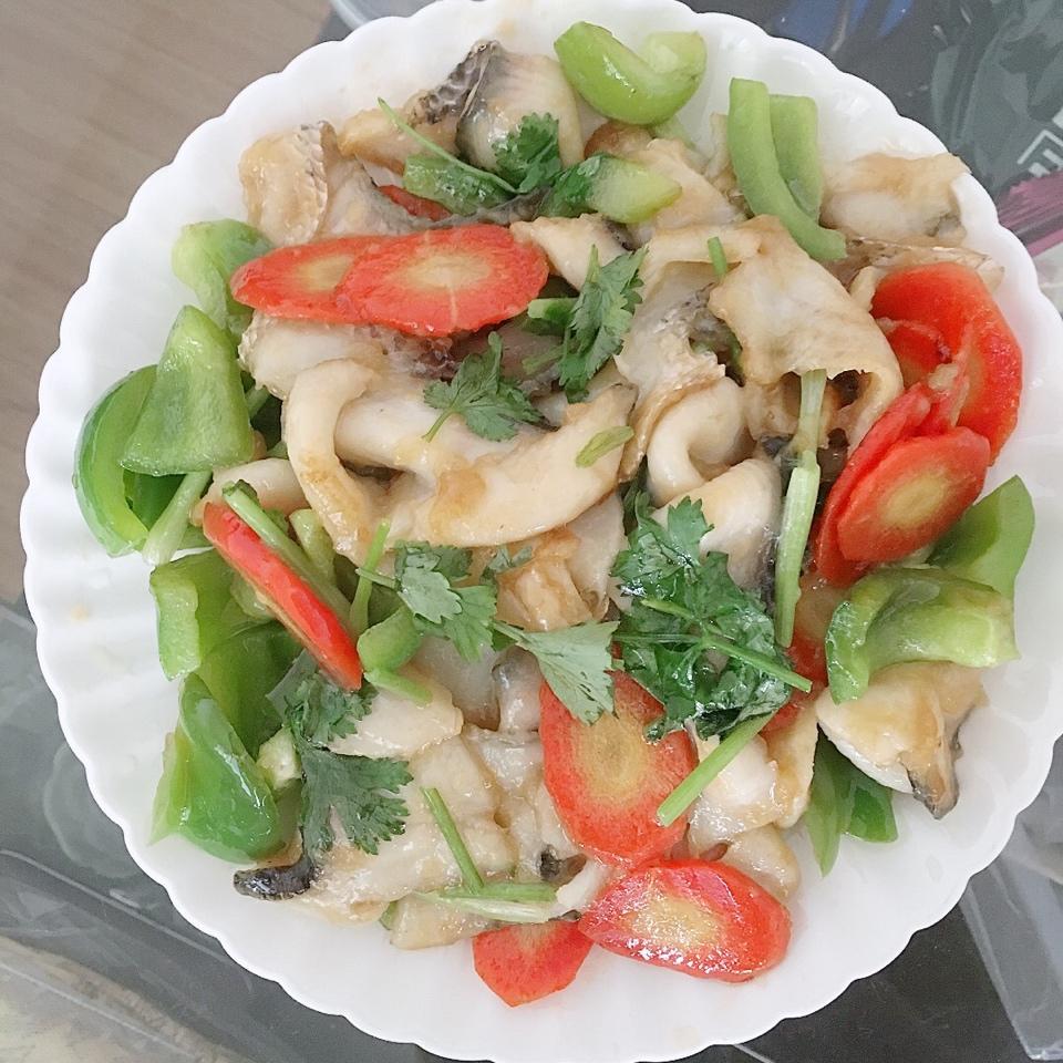 黑鱼片小炒
