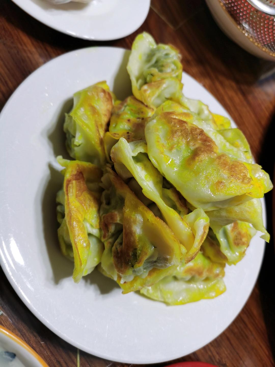 香煎槐花牛肉馄饨