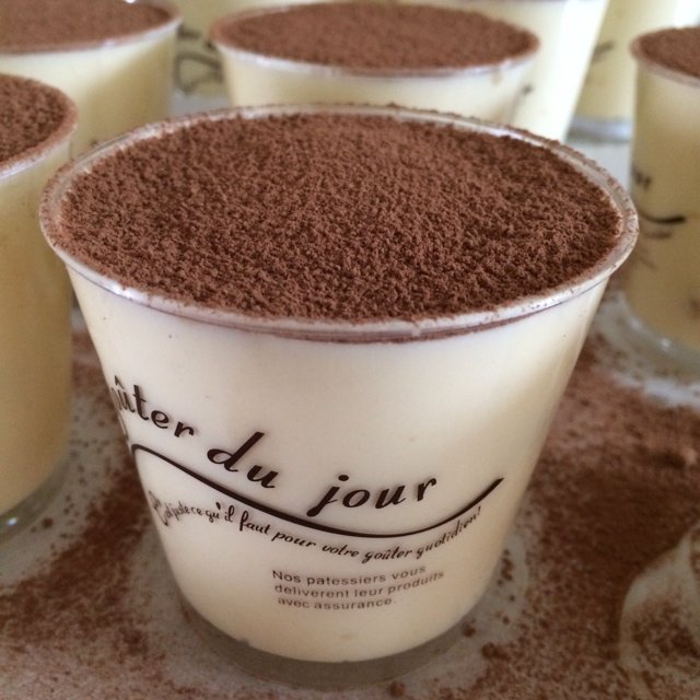 佧痘做的杯装提拉米苏