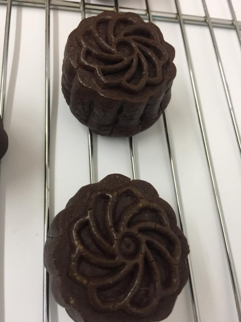 黑糖摩卡奶香椰蓉蔓越莓月饼