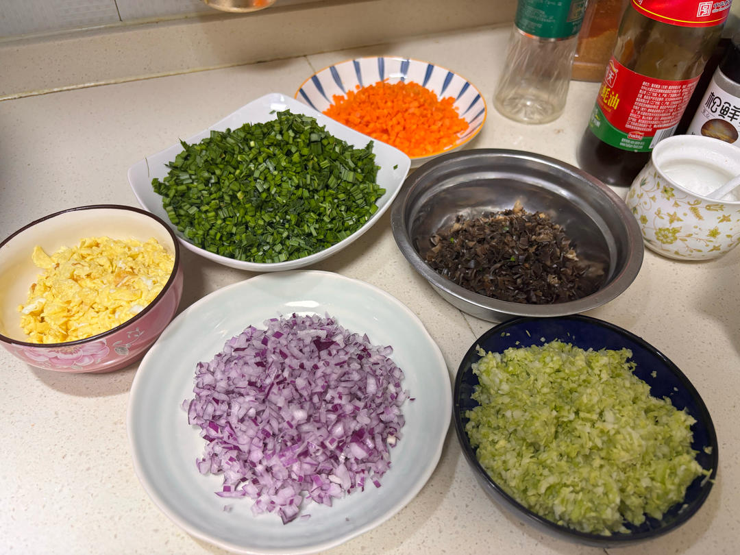 素馅饺子有绝招~这样做比肉馅好吃🤣