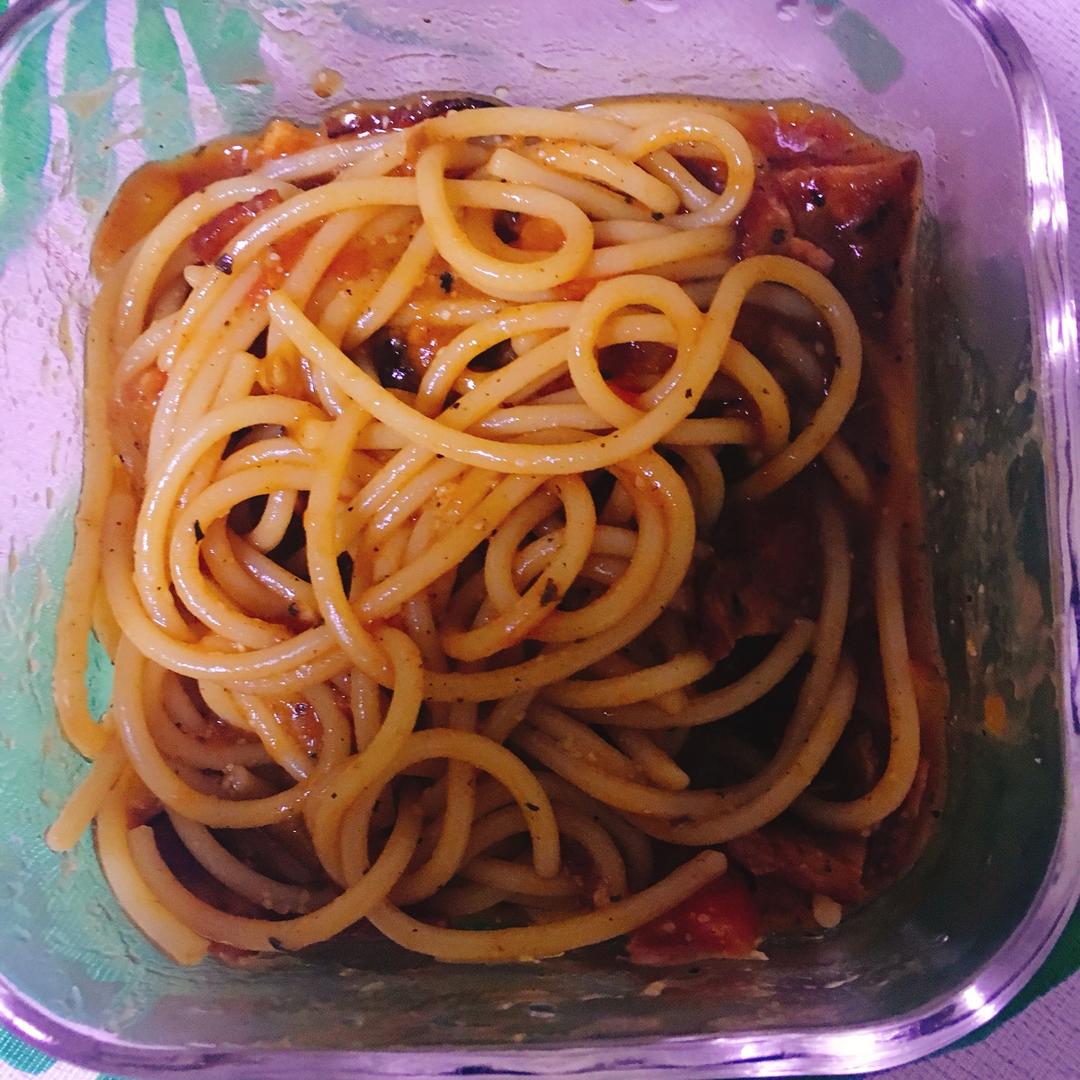 【番茄肉酱意面】