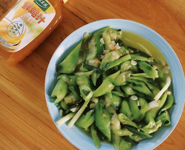素炒角瓜-太太乐鲜鸡汁快手菜的做法