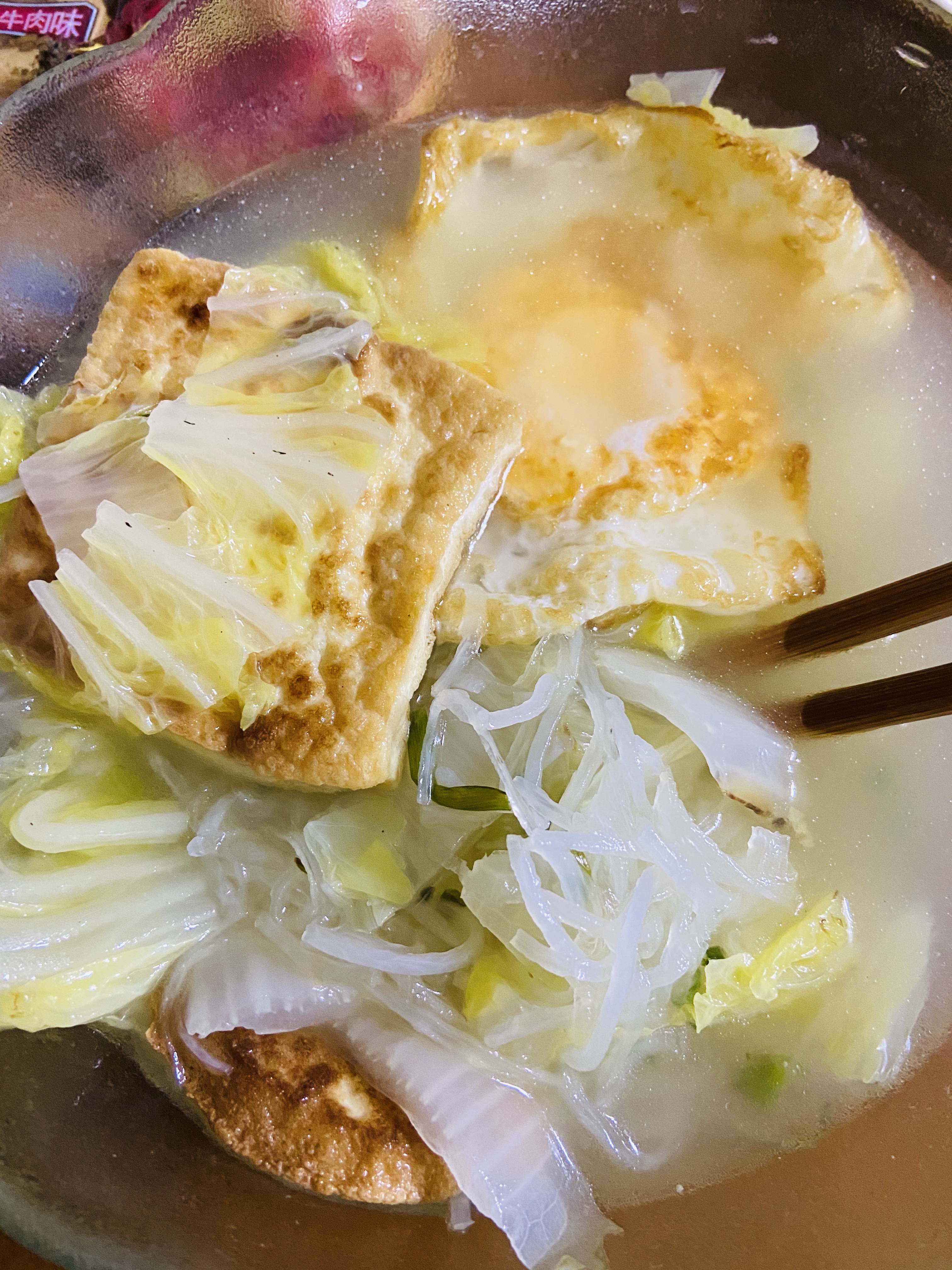 减肥就吃这个：萝卜煎蛋豆腐白菜汤