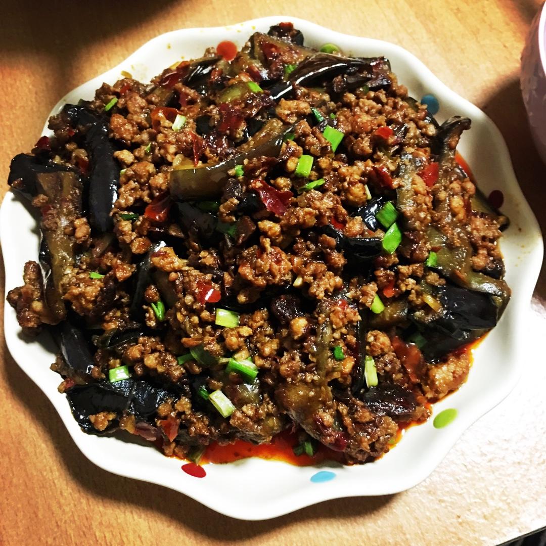 肉末茄子【菜谱来自微博@陛下开饭了 微信公众号：bixiakaifanle】