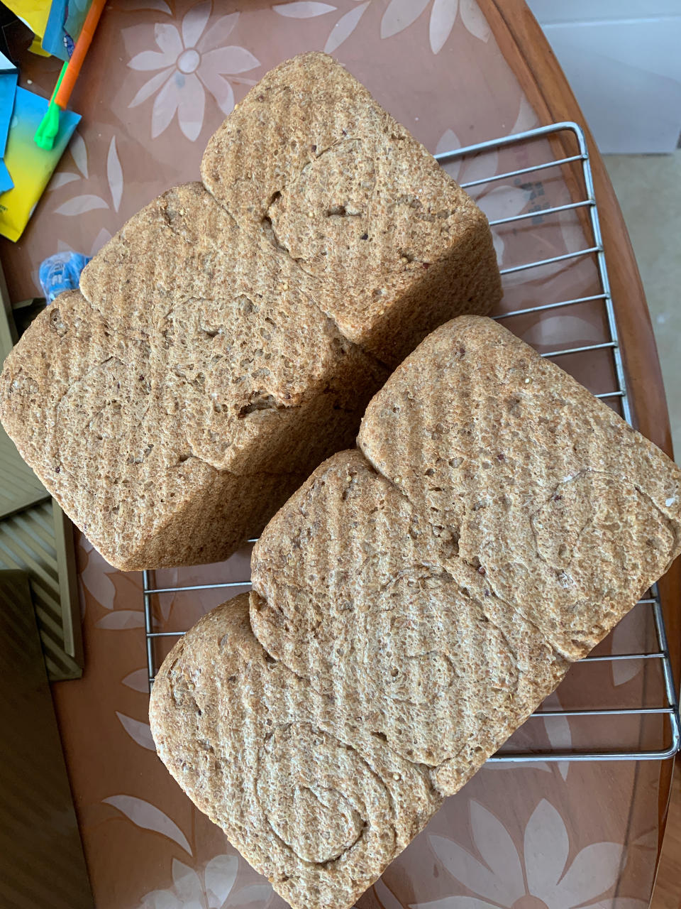 100%全麦吐司-你为啥要吃全麦粉？