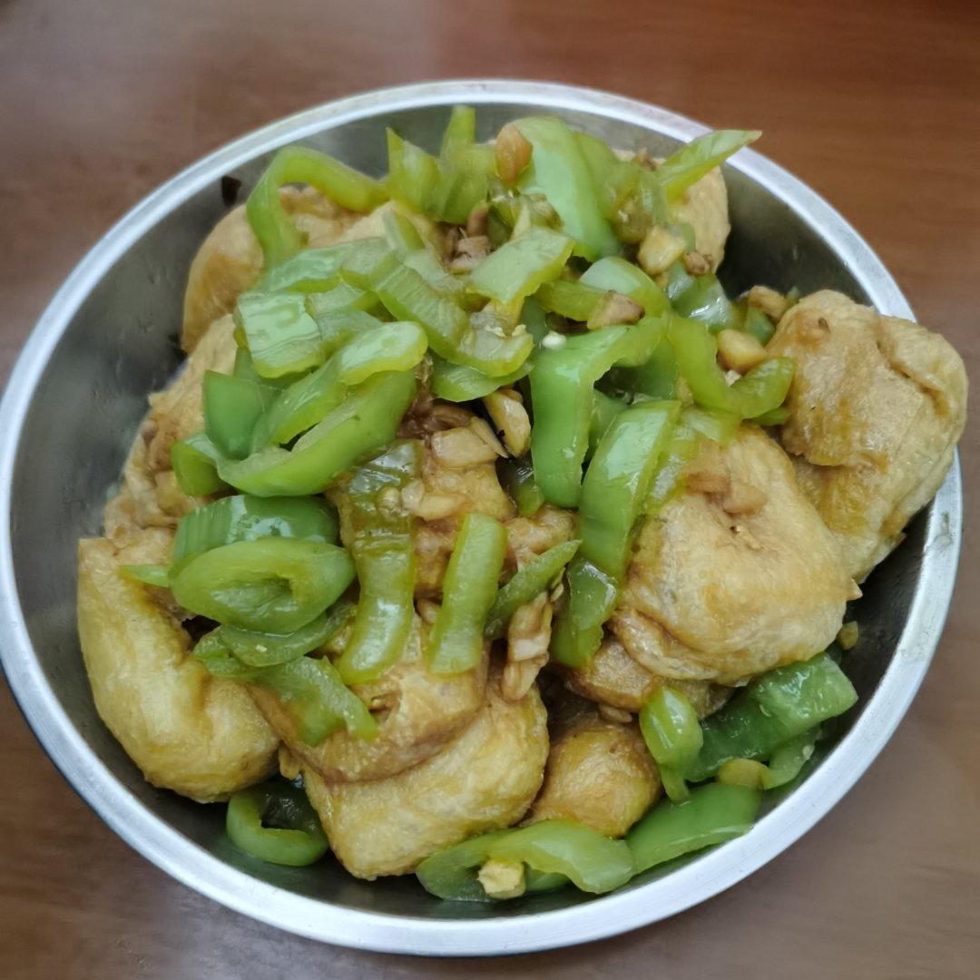 青椒油豆腐——这样做比肉还好吃的油豆腐