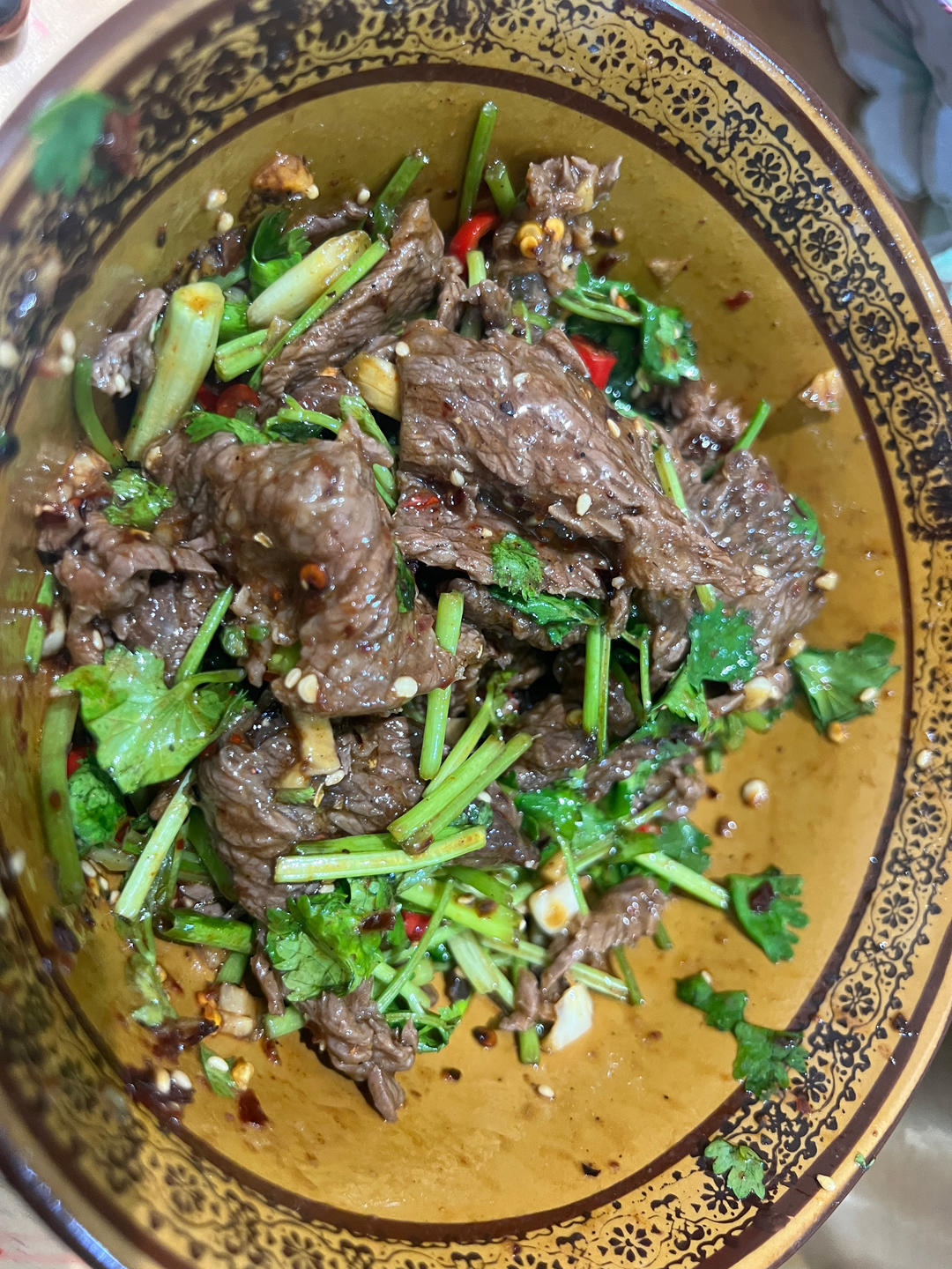不用爆炒的香菜拌牛肉