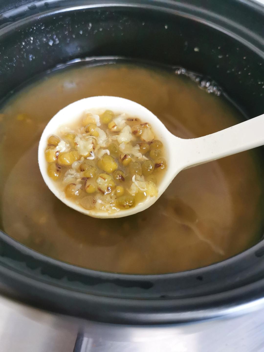 绿豆汤（粒粒开花，软糯流沙，超级省火🔥）