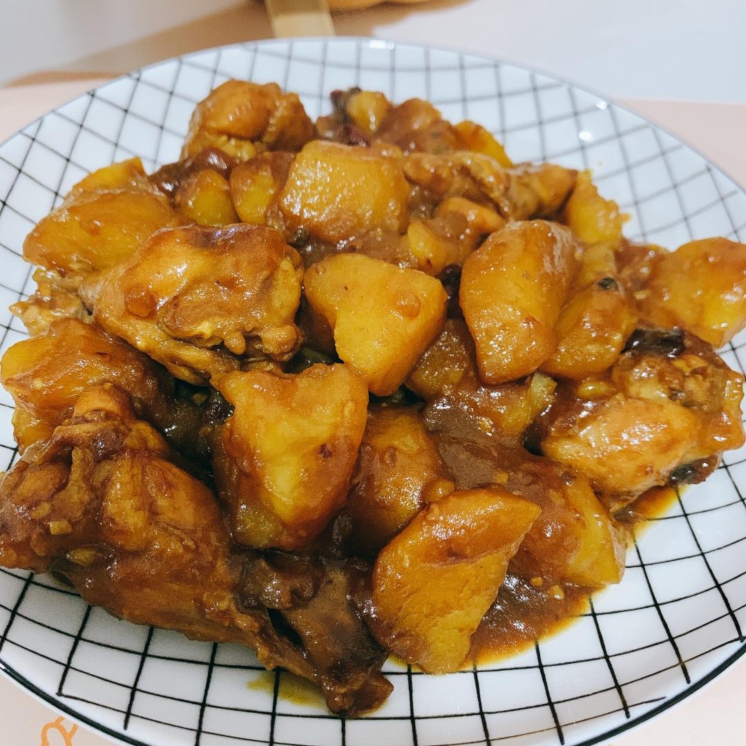 土豆炖翅根