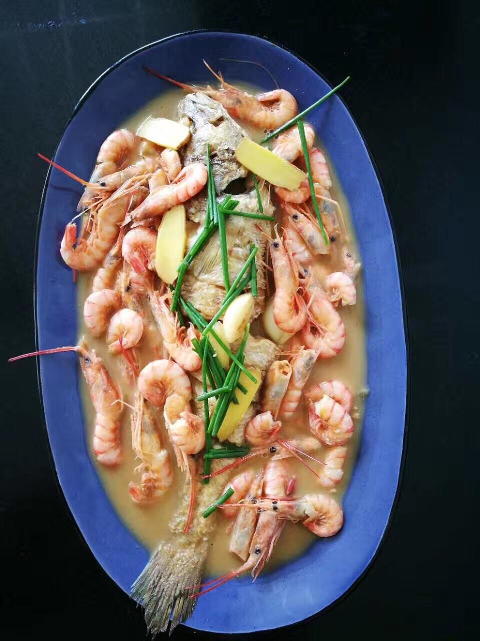 大盘煮鱼