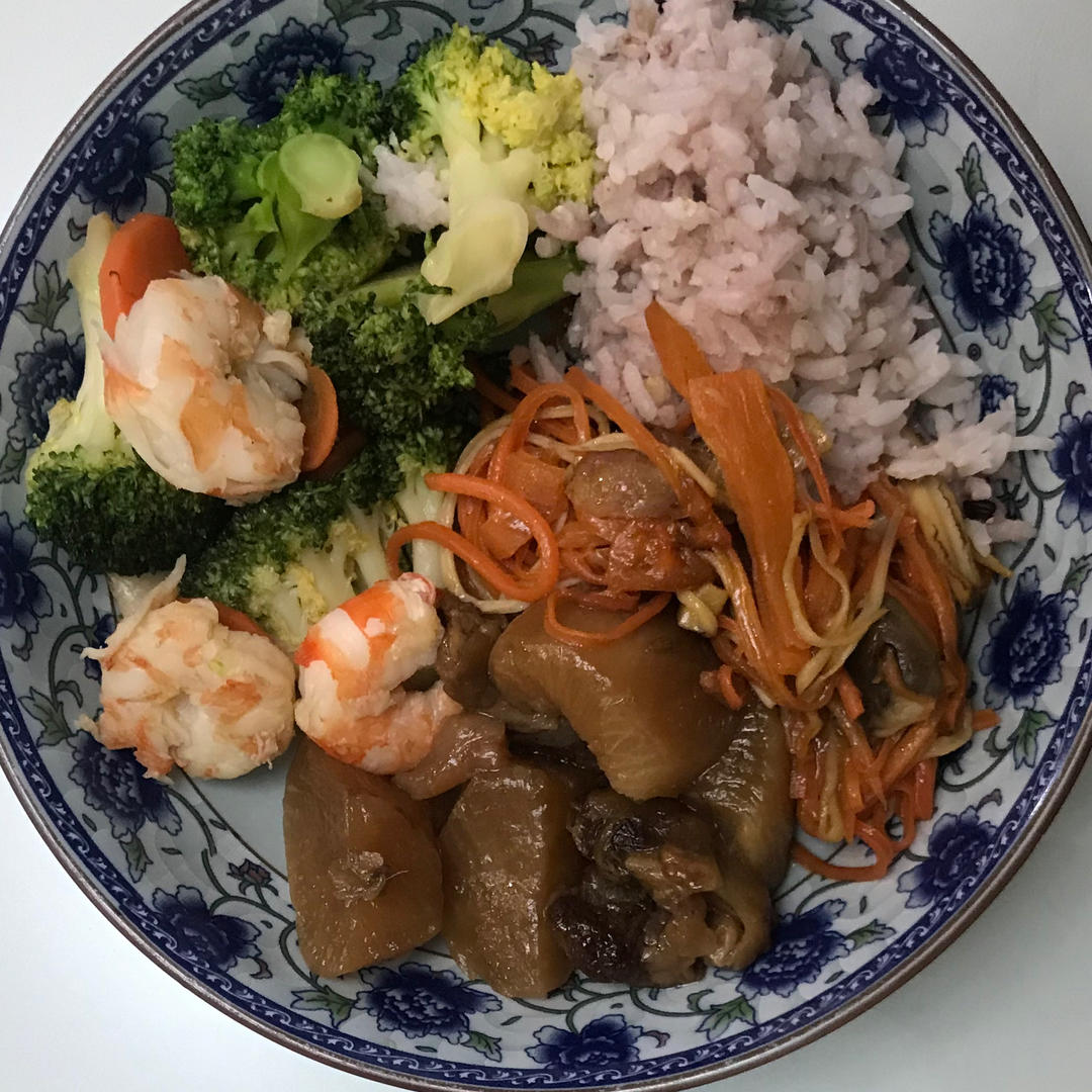 【胡萝卜炒杏鲍菇】比下馆子炒的还好吃