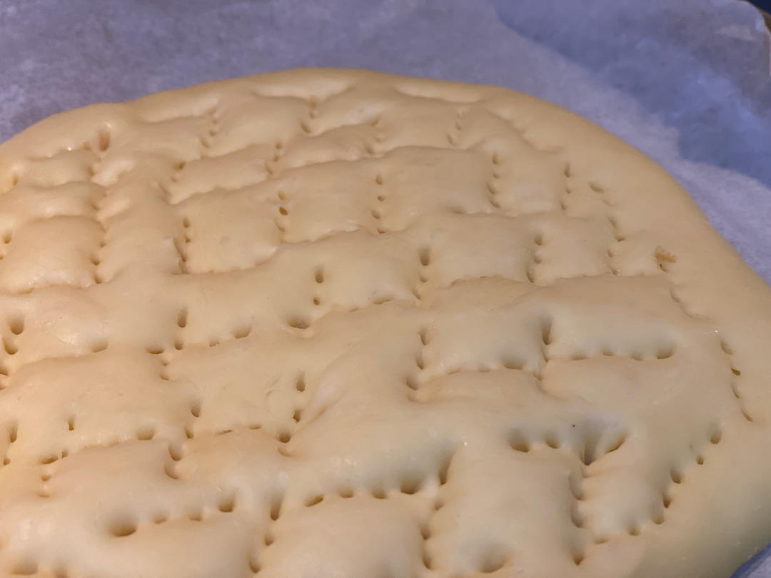 含宣软饼皮做法、自己在家也能做出馅料十足、超拉丝的美味诱人披萨