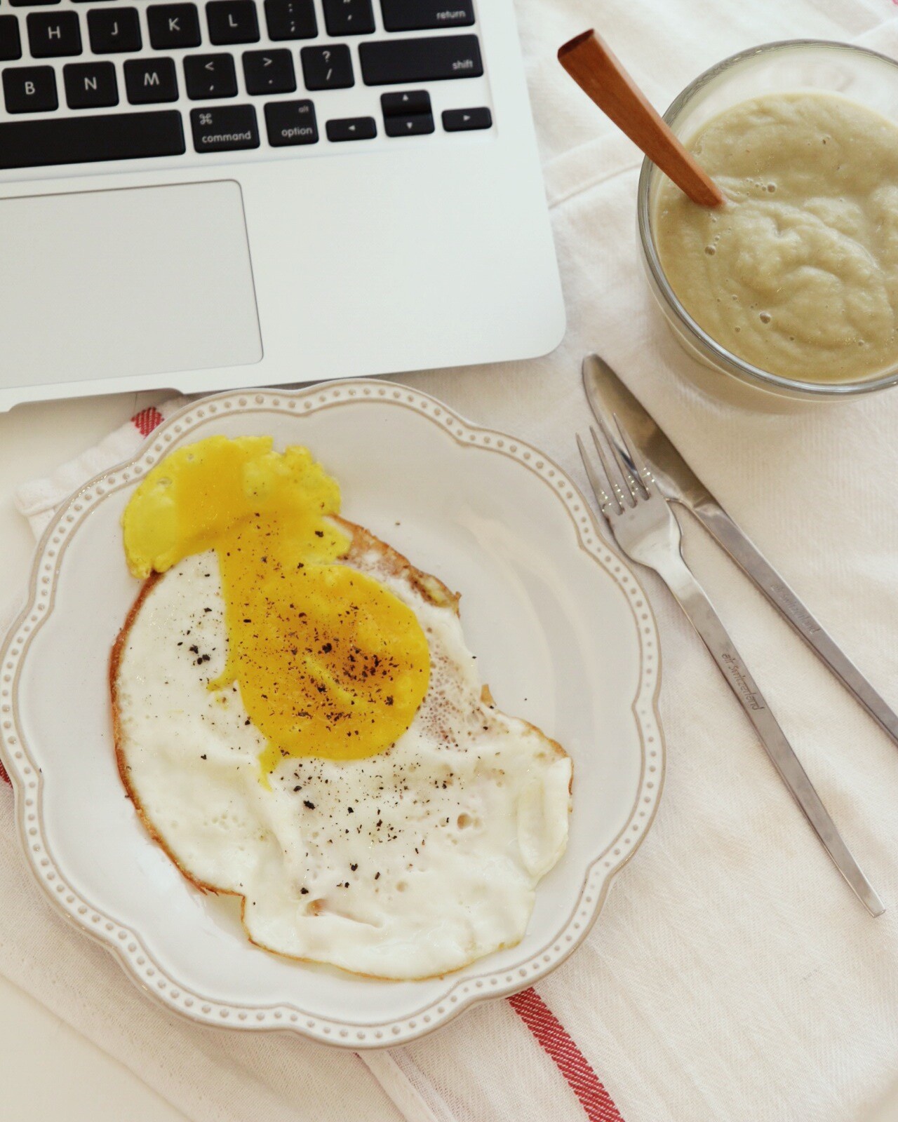 吃早餐是一种rock & roll的style