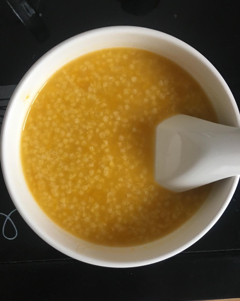 郭小洁子做的南瓜小米粥(人见人爱版)