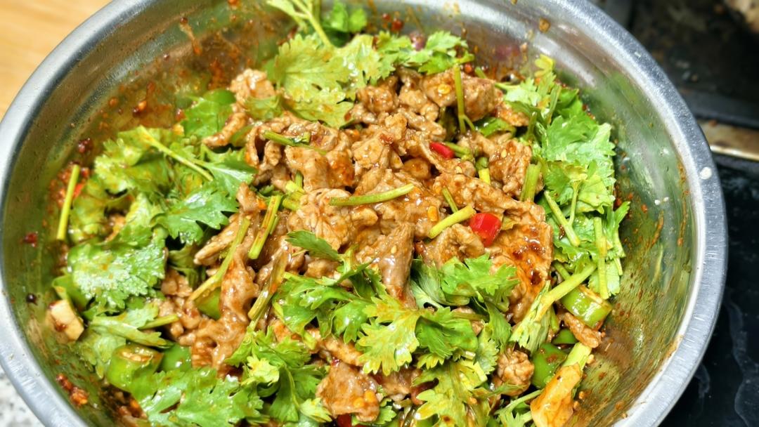 丈母娘吃了都夸的凉拌香菜牛肉