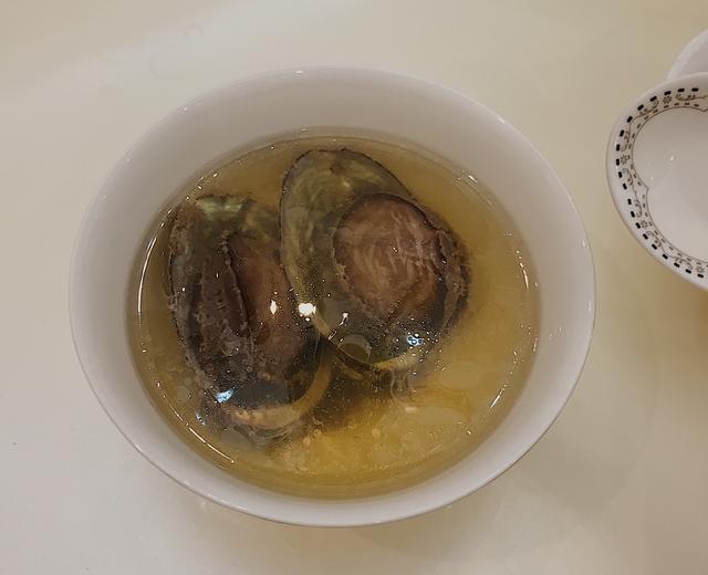 鲍鱼炖青橄榄瘦肉汤的做法