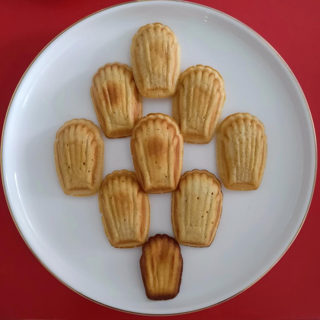 蜂蜜柠檬玛德琳 Honey Lemon Madeleine