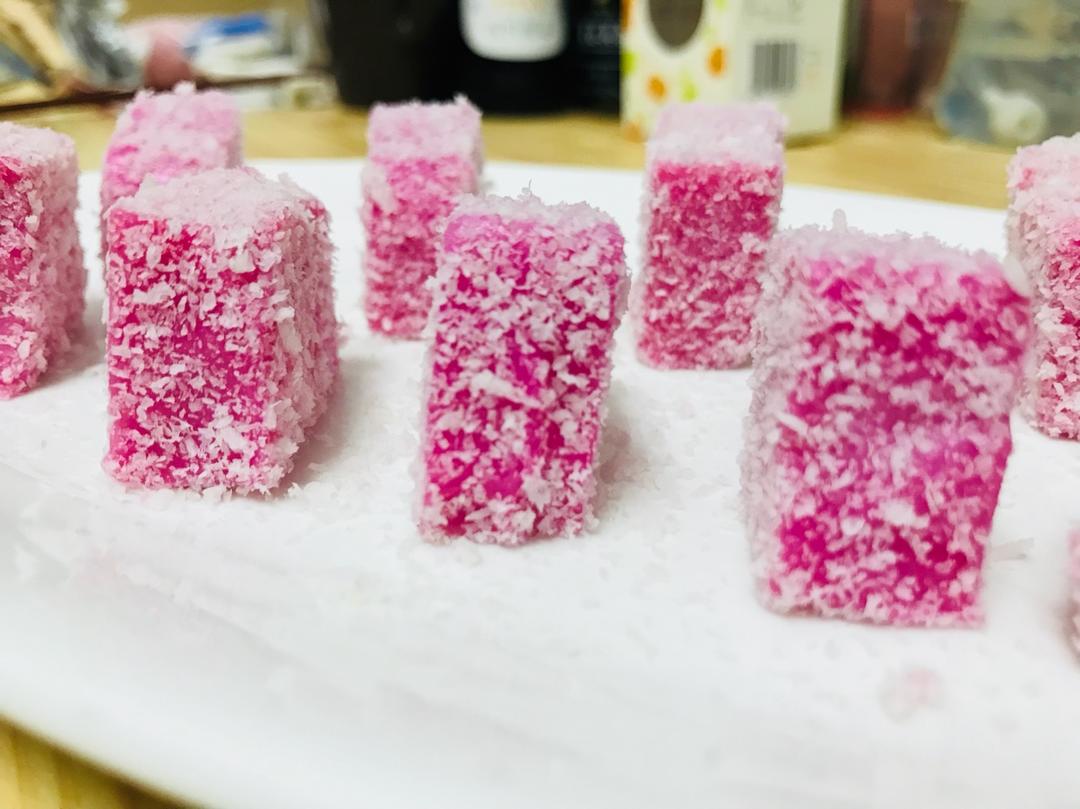 少女心爆棚的火龙果牛奶小方