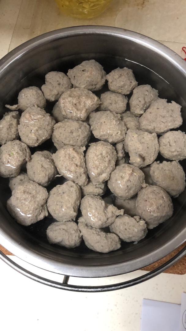 香菇猪肉丸子