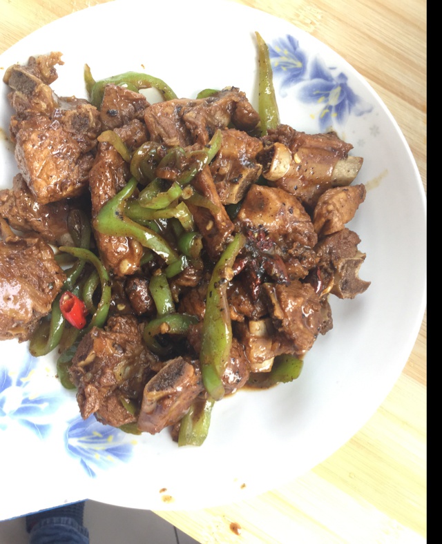 红烧排骨