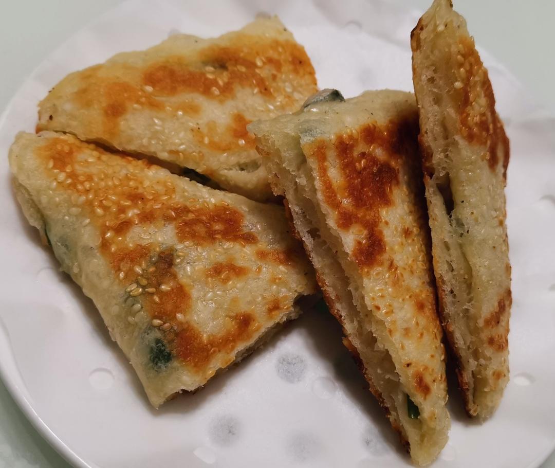越吃越上头的饼，芝麻香，葱香，好吃到抢光光