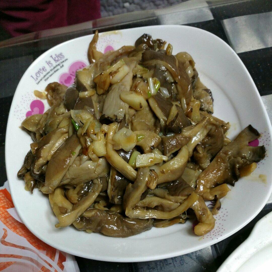 烧蘑菇