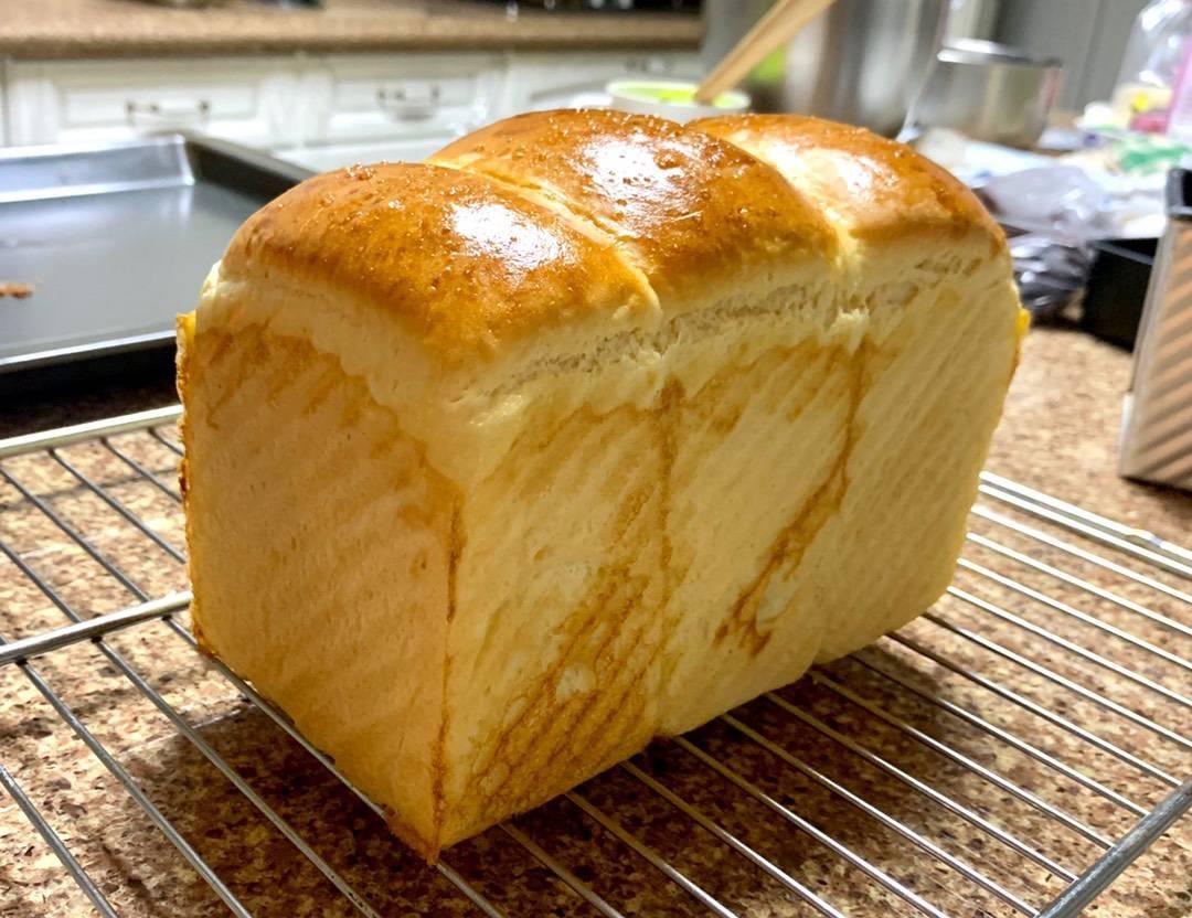 纯奶手撕吐司的做法 步骤1