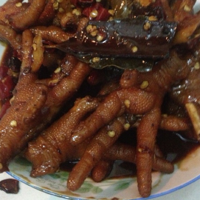 秘制红烧鸡爪