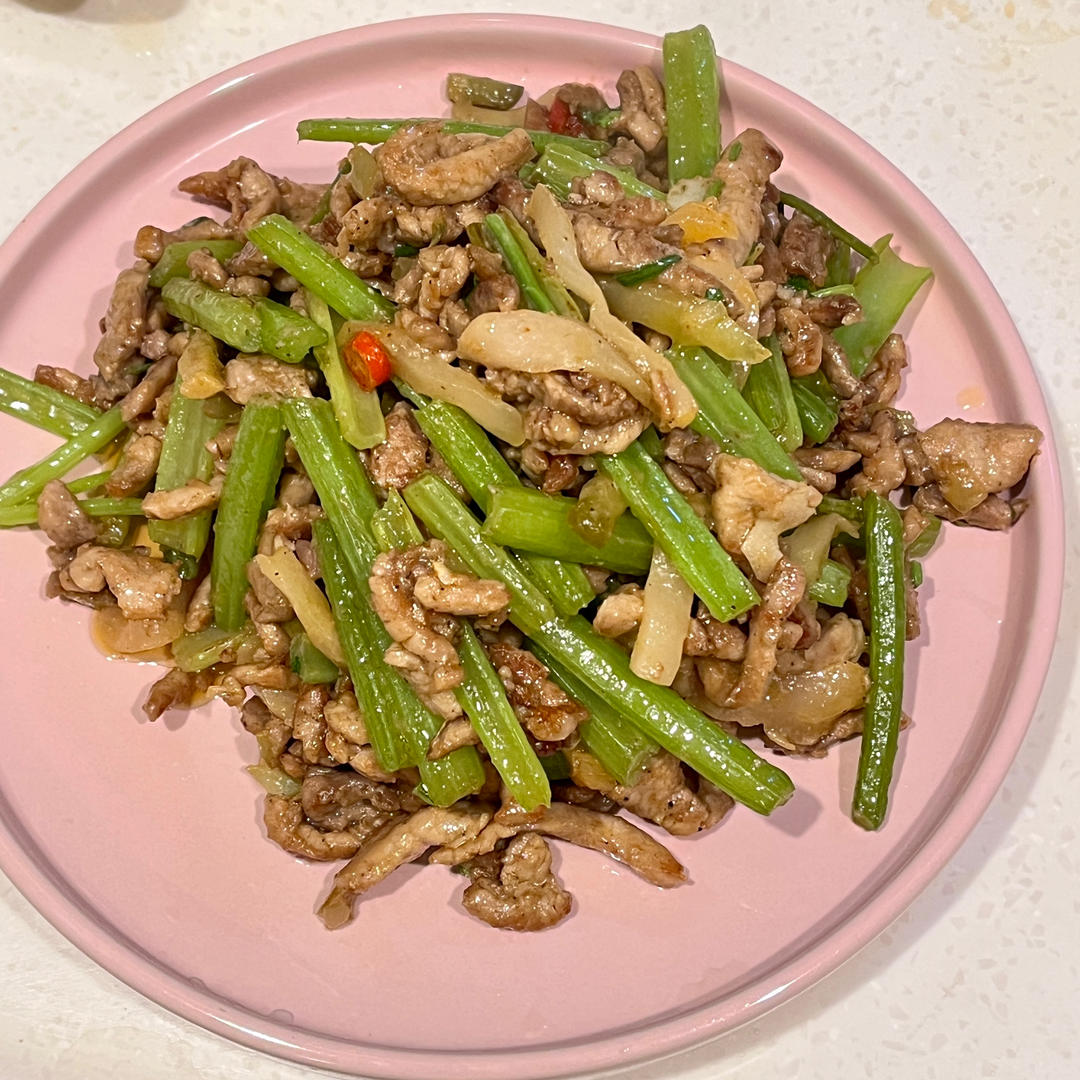 芹菜炒肉丝