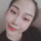 A黑暗中的笑脸