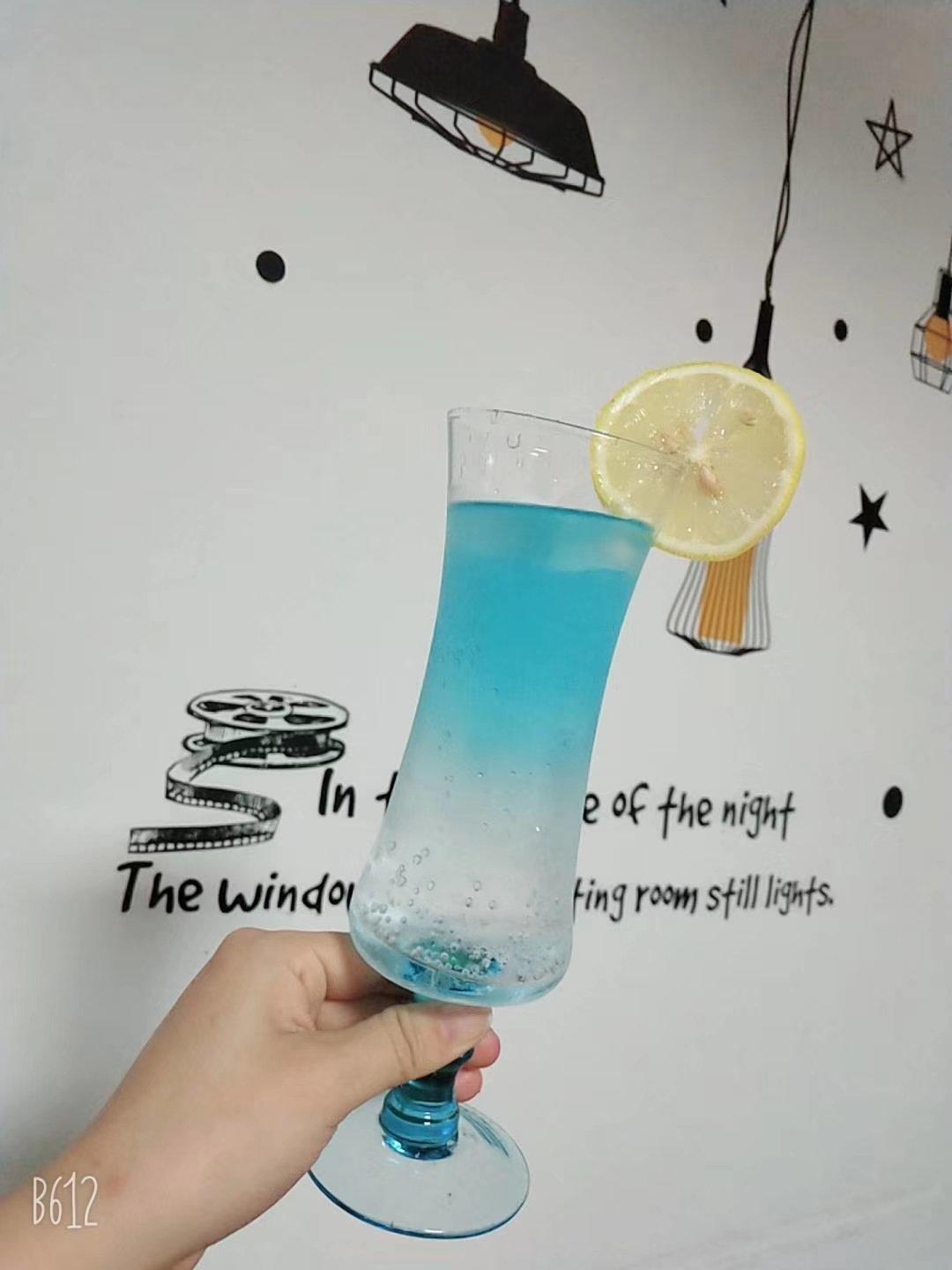 蜜桃少女心（渐变气泡酒）
