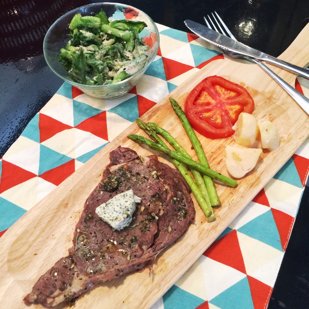 【曼食慢语】西冷牛排配香草黄油