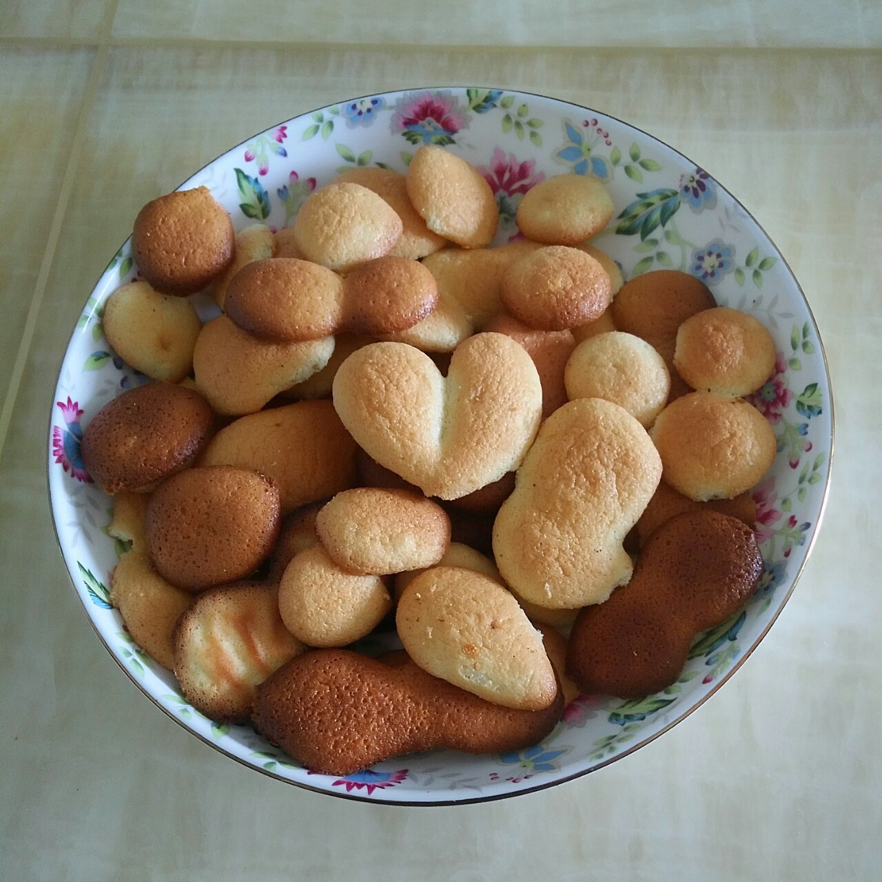 酥脆蛋香小饼干