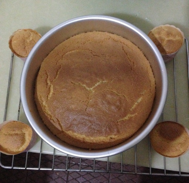 软绵绵戚风纸杯蛋糕