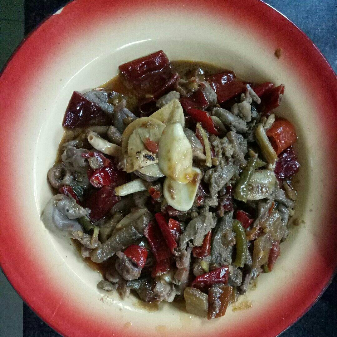 辣椒酸豆角炒鸭杂