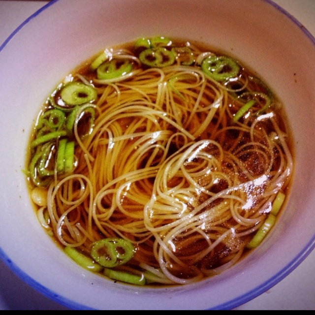 funzifei做的小葱麻油酱油面