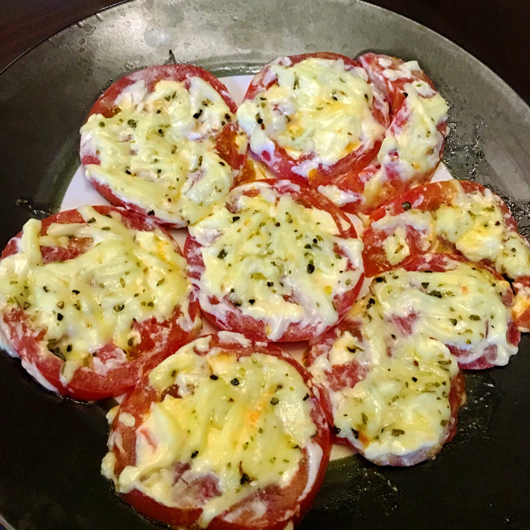 帕玛森芝士焗番茄