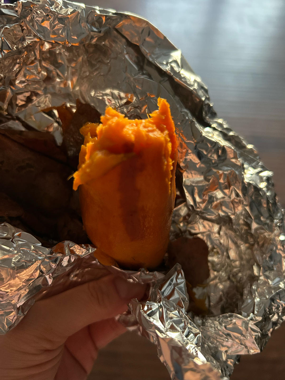 【糯唧唧的烤红薯】糖油四溢皮肉分离外糯里嫩吸溜着吃！