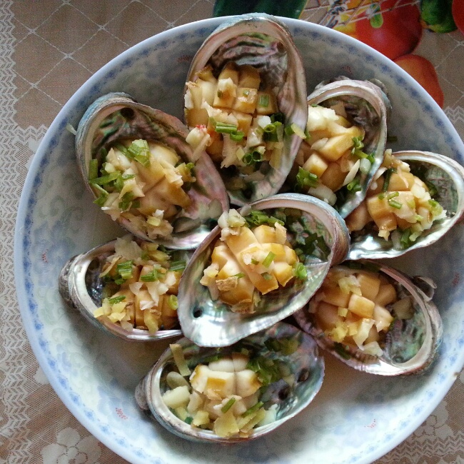 蒜蓉粉丝蒸鲍鱼