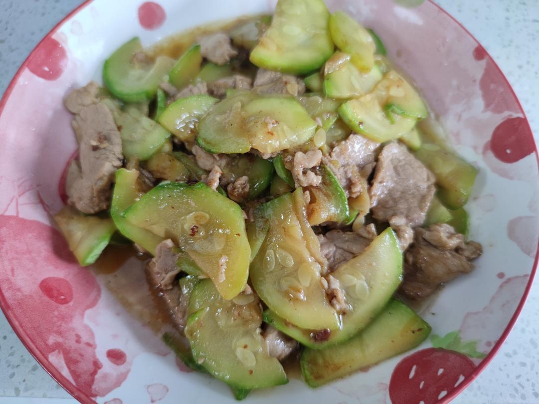 西葫芦炒肉片